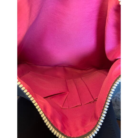 Baggallini Gray Nylon Cross Body Purse Bag w/2 outside Large Pockets Adj Strap - Picture 2 of 9